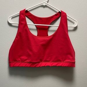 GapFit Sports Bra